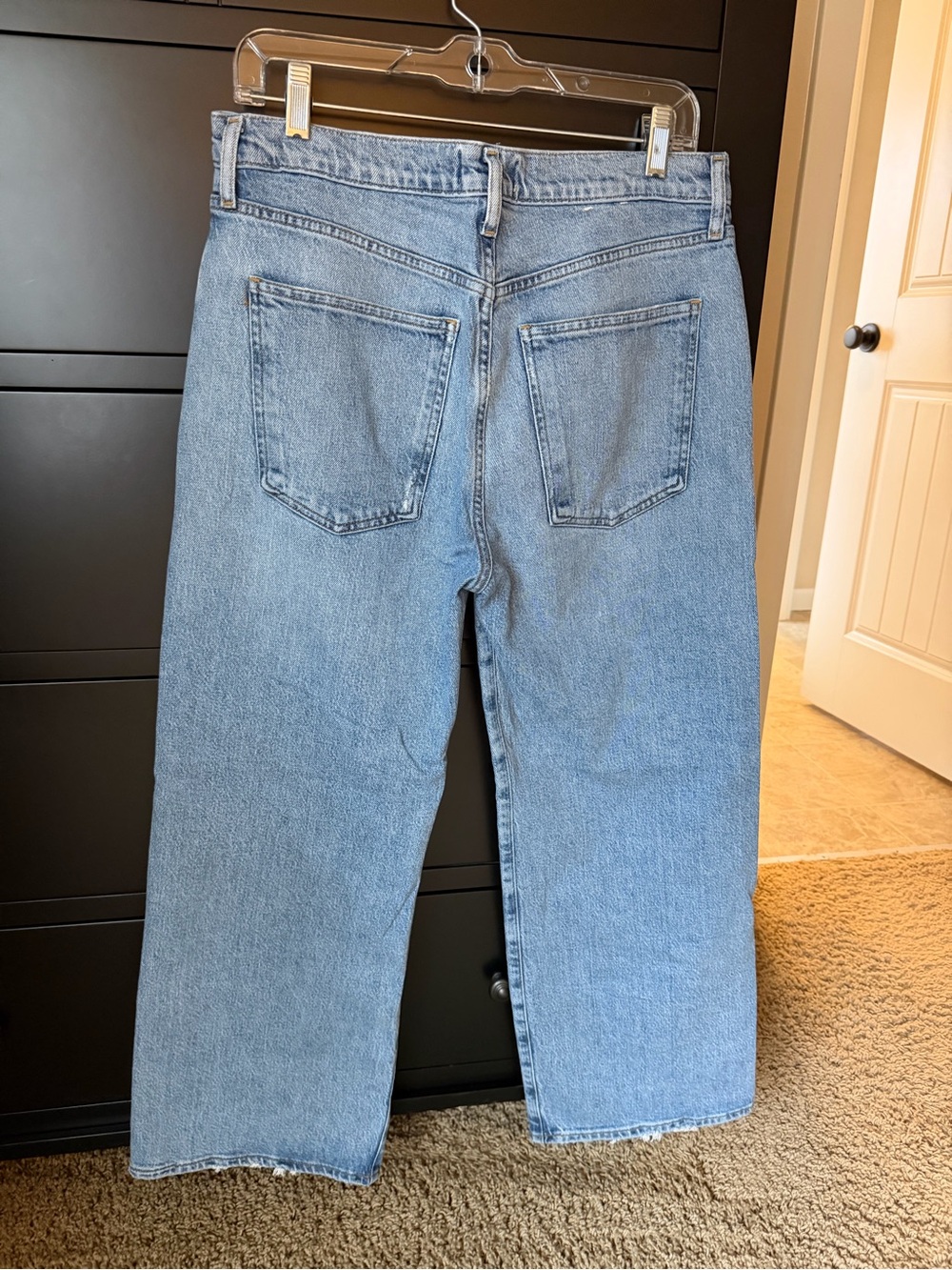 Agolde Harper Crop in Hassle size 29 Jean